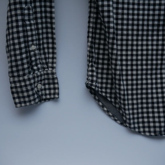 Club Monaco - Plaid - Slim Fit Button Up Casual - Picture 3 of 8